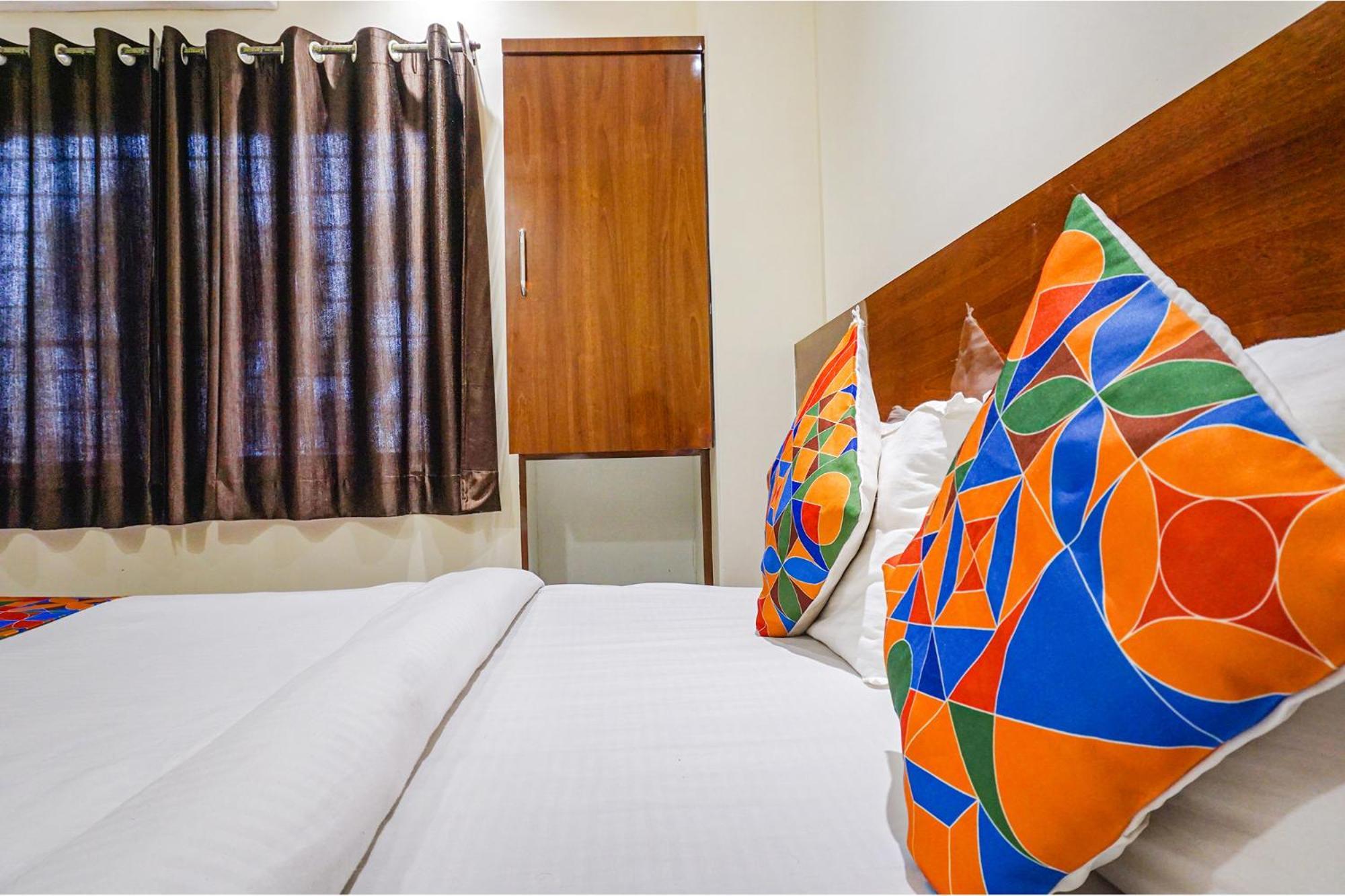 Fabhotel Phoenix 3* Pune
